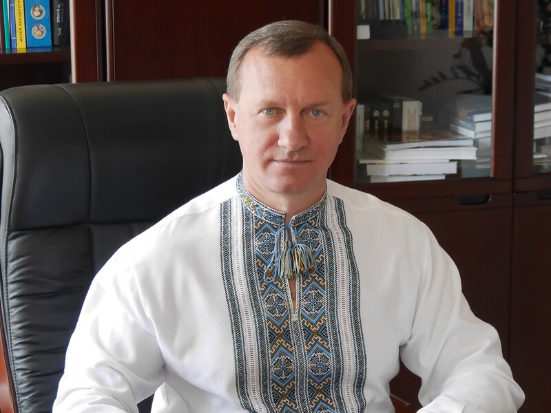 СБУ проводить обшуки в кабінеті мера Ужгорода за підозрою в організації нелегального виїзду – ЗМІ