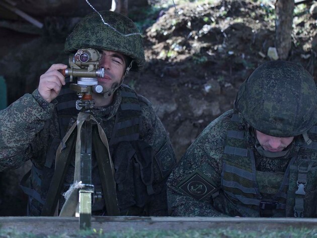 В британской разведке объяснили, почему и Украине, и России лучше удается обороняться, а не наступать