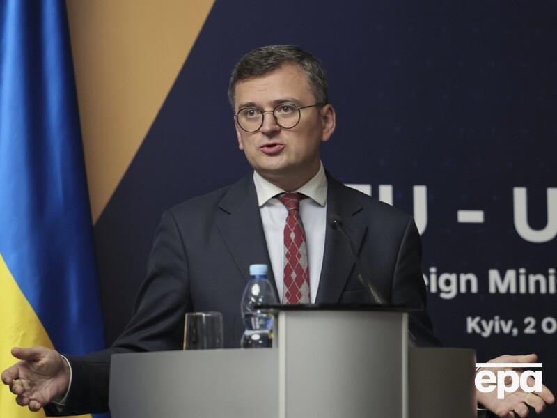 "Отримав запевнення від Бербок". Кулеба заявив, що в нього немає сумнівів стосовно членства України в ЄС