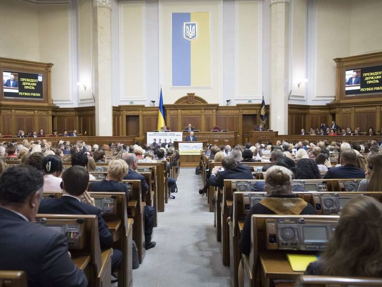 Порошенко внес в Раду законопроект о допуске в Украину иностранных военных