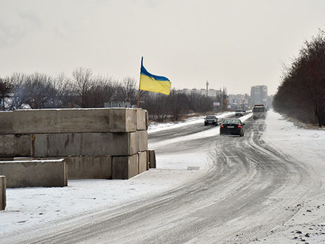 В Луганской области запретили ночные пассажирские перевозки через блокпосты &ndash; полиция