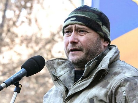 Ніхто із цивільних не має жодного права відкривати свій рот на тих, хто на фронті захищає Україну