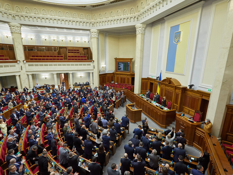 Рада ухвалила закон про "військовий ПДФО". Кошти з місцевих бюджетів заберуть "заднім числом" – із 1 жовтня