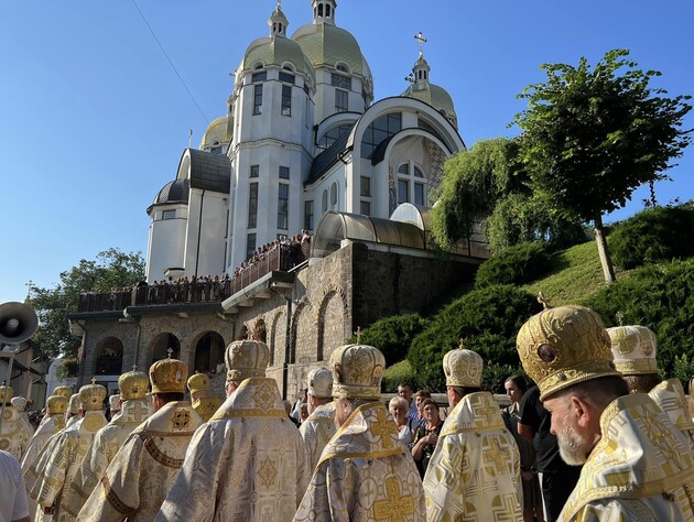 В Украине религиозные организации в 2022 году заработали более 26 млрд грн. Половина из них пришлась на Тернопольскую область