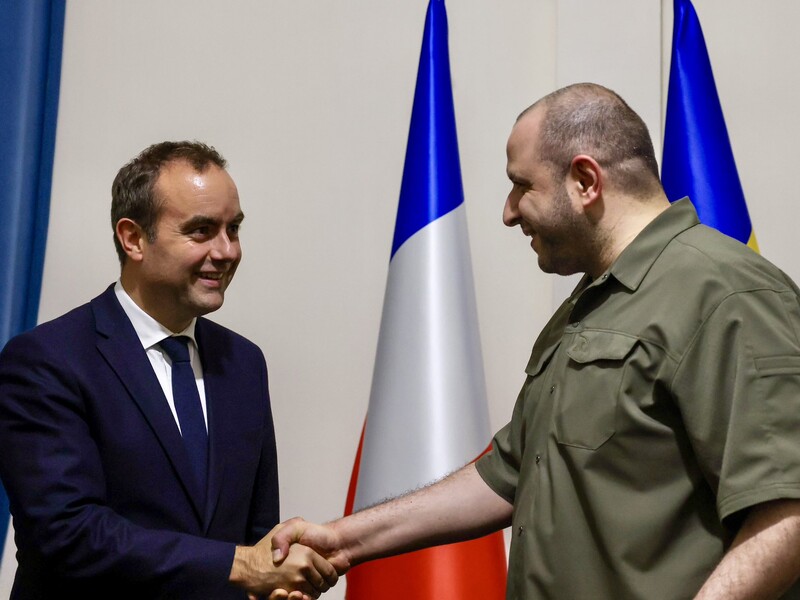 Умеров и глава минобороны Франции обсудили производство оружия в Украине