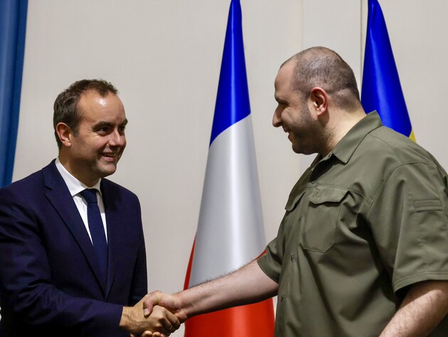 Умеров и глава минобороны Франции обсудили производство оружия в Украине