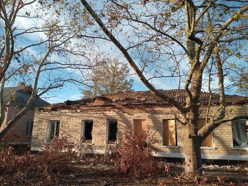 Оккупанты обстреляли поселок в Херсонской области, один человек погиб, еще один – получил ранения – ОВА 