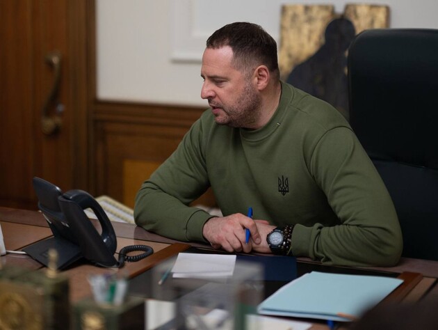 Єрмак обговорив із Салліваном і радником прем'єра Великобританії формулу миру та ситуацію на фронті