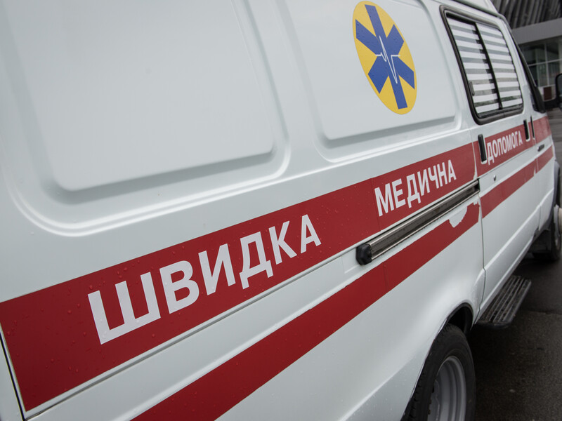 Оккупанты обстреляли Антоновку Херсонской области, ранен водитель скорой помощи – ОВА 