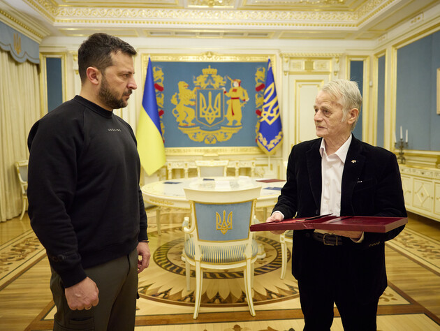 Джемилеву присвоили звание Героя Украины. Во время награждения он рассказал о своей мечте