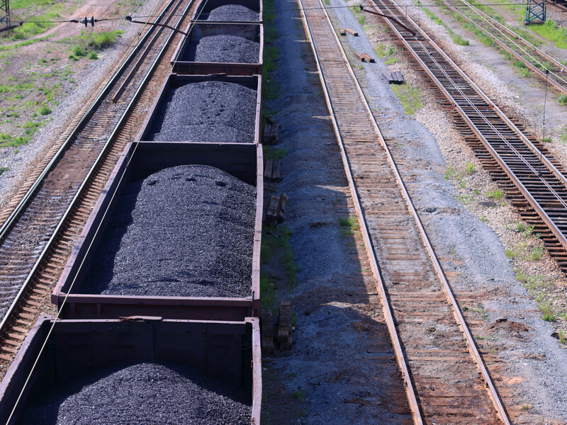 "Для надійнішого проходження зими". ДТЕК законтрактував додаткові 70 тис. тонн вугілля з Польщі