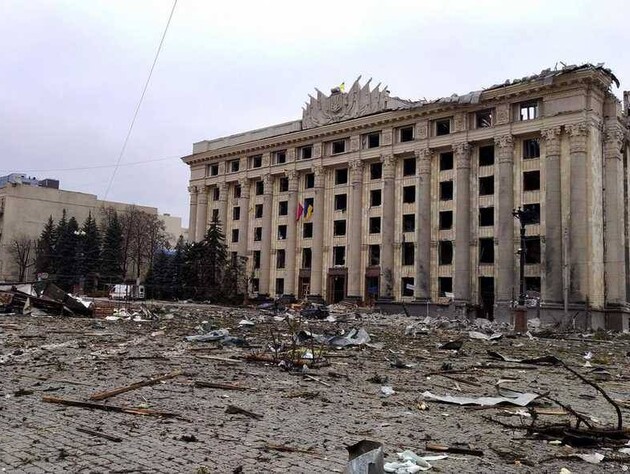 В Харькове суд назначил пожизненное заключение одному из наводчиков ракет на Харьковскую обладминистрацию. От удара по ней погибли десятки людей