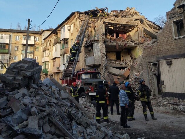 Після ракетного удару по Донецькій області рятувальники шукають чотирьох зниклих – ОВА