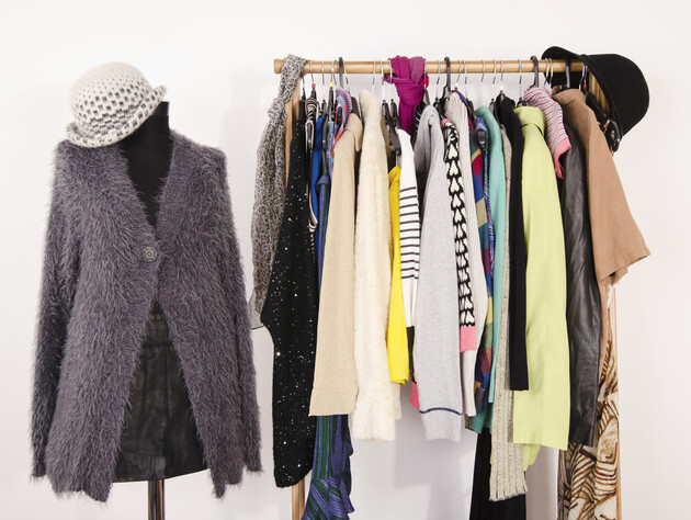 Пальто с массивными плечами, рюши и бахрома. Дизайнер Андре Тан назвал главные модные тренды зимы. Фото
