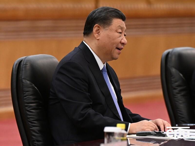 Си Цзиньпин заверил, что КНР никогда не будет "вступать в холодные или горячие войны" и не стремится к гегемонии 