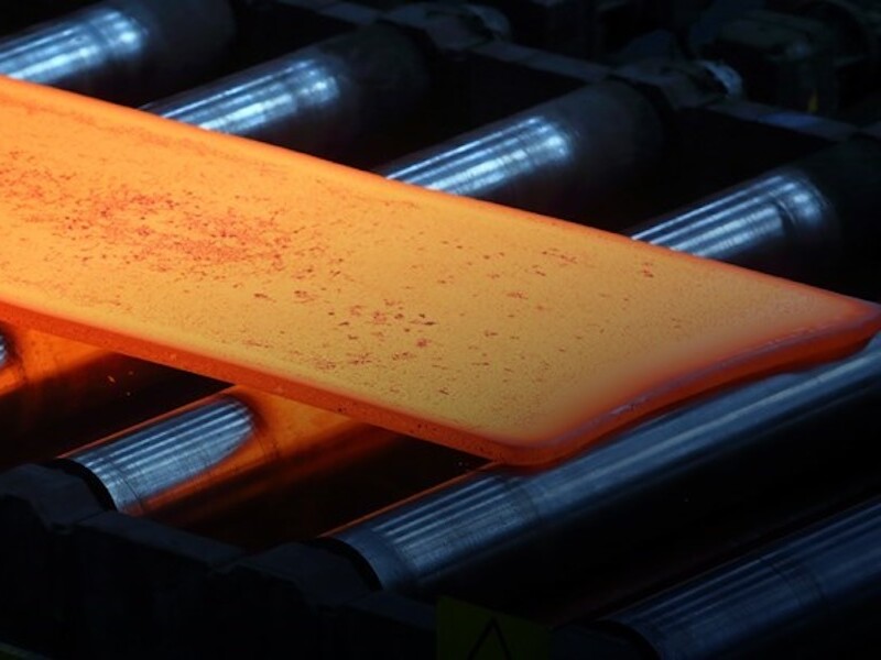 "Метинвест" сокращает производство: за девять месяцев выработка стали и чугуна упала почти на 50%