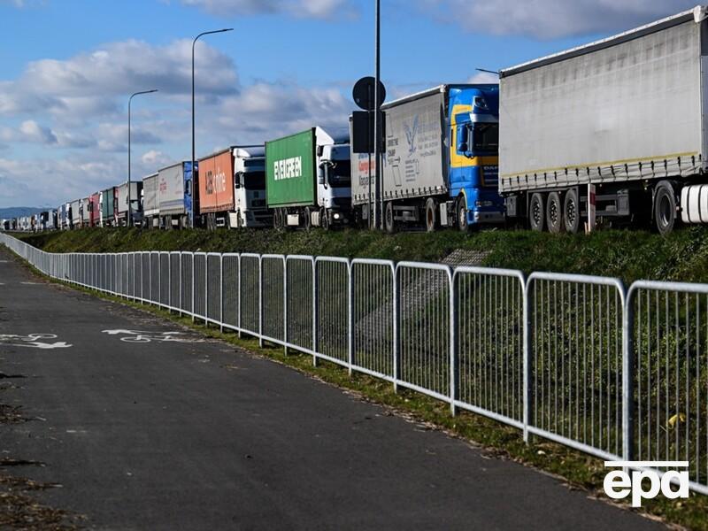 Польские перевозчики угрожают с понедельника заблокировать еще один пункт пропуска на границе с Украиной – СМИ 
