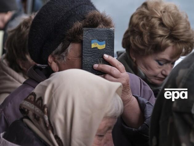 На окупованих територіях пенсіонерам пропонують гроші за отримання російського паспорта – Центр національного спротиву
