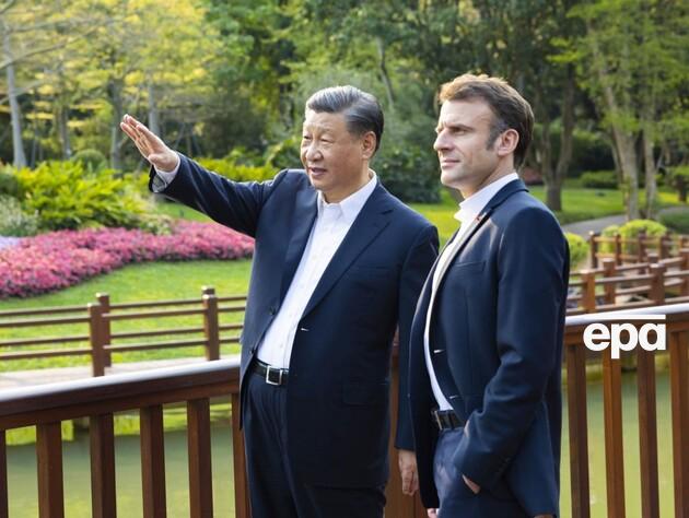 Макрон в разговоре с Си Цзиньпином призвал Китай продолжать диалог с Украиной