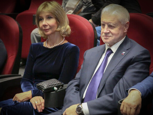 Лидер фракции Госдумы и его жена удочерили похищенную в Украине девочку, поменяв ей имя, фамилию и место рождения – СМИ