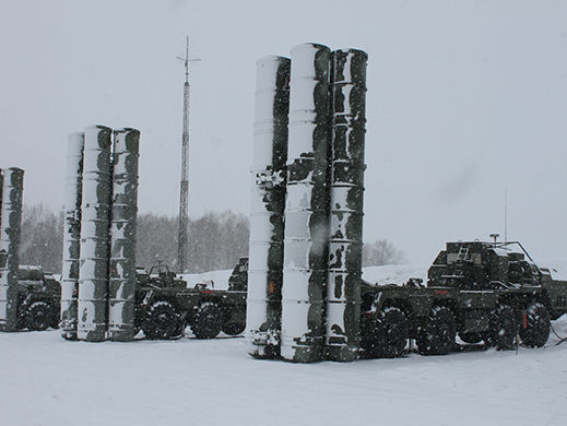 В Крыму российские военные приведут в боевую готовность ракетную систему С-400 "Триумф"