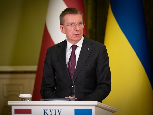 Президент Латвии считает, что ЕС следует снабжать боеприпасами Украину вместо того, чтобы выполнять заказы 
