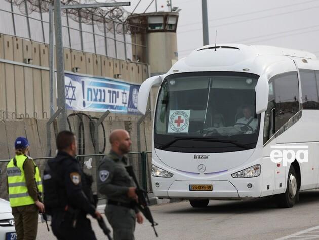 Тюремна служба Ізраїлю повідомила про звільнення 39 палестинських в'язнів у межах обміну з ХАМАС