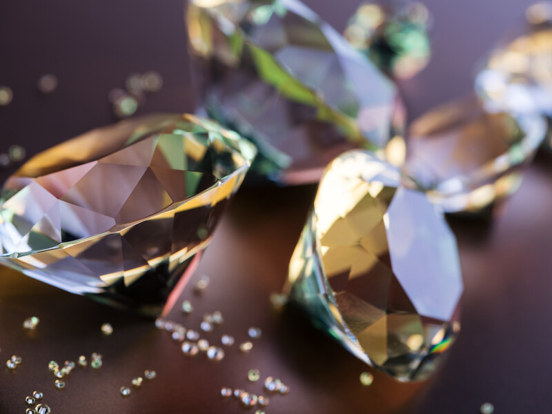 Еврокомиссия согласовала запрет на алмазы из России – СМИ