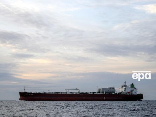 Грецькі танкери скорочують перевезення російської нафти після погроз від США – Bloomberg