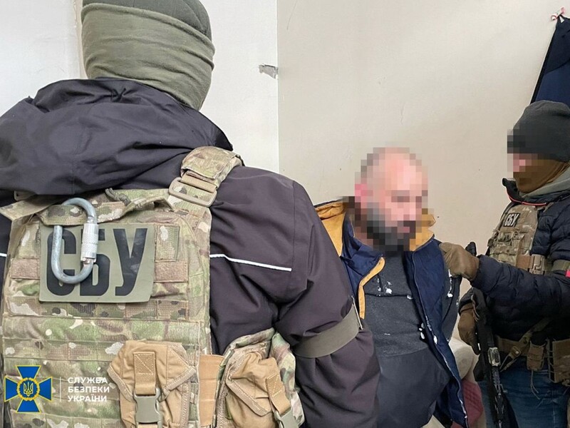 В Одесі СБУ затримала "блогера-рецидивіста", який у TikTok "зливав" роботу ППО під час російської атаки