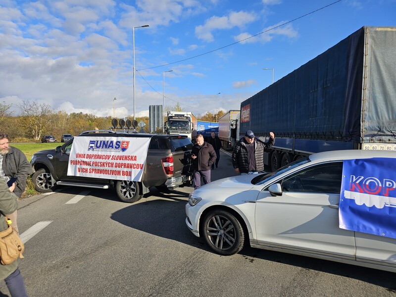 Словацкие перевозчики планируют пропускать по четыре грузовика в час на границе с Украиной – ГПСУ