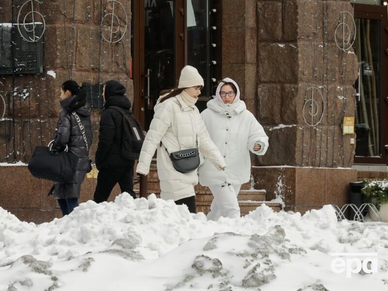 Почти половина украинцев ожидает улучшения ситуации на фронте этой зимой – опрос