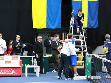 Теннис: Украина ведет в матче Кубка Дэвиса против Швеции