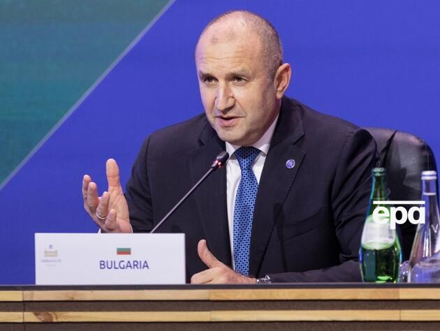 Президент Болгарії наклав вето на угоду про постачання Україні 100 БТР