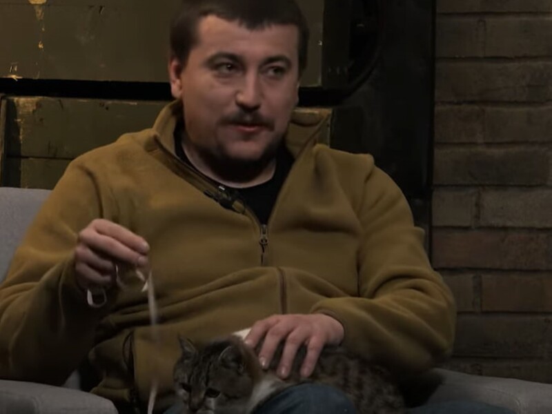 Військовослужбовець Сініцин: Командувач Сухопутних військ знає про кота Сирського і віднісся до цієї ситуації з гумором. Догану мені не дали