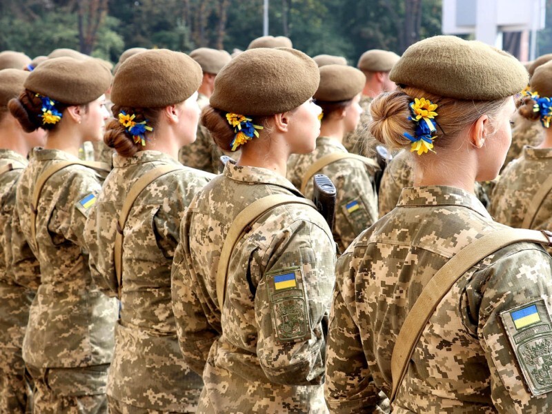 Окупанти запустили фейк про обов'язкову мобілізацію всіх українок до 60 років – Spravdi