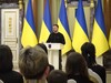 Зеленський: Усі, хто з початку війни отримав звання Героя України, отримають власне житло