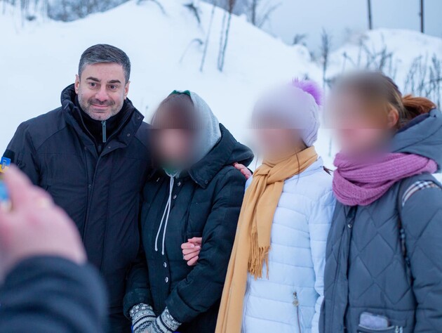Україні вдалося повернути ще вісьмох депортованих дітей за посередництва Катару