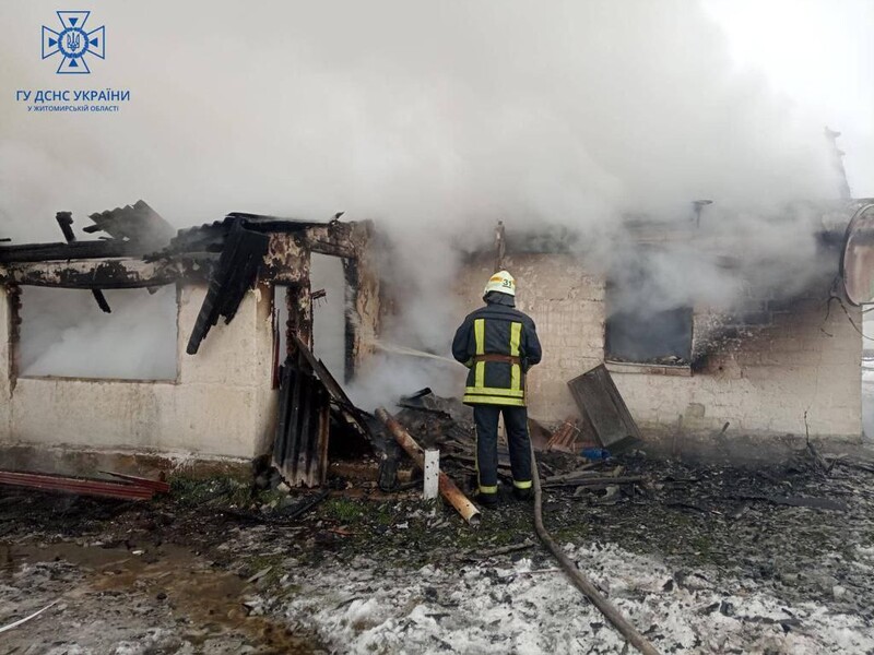 У Житомирській області внаслідок пожежі загинуло троє дітей – ДСНС