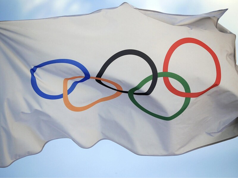 МОК отобрал на Олимпиаду в Париже уже восемь россиян и три белоруса. Им запрещено использовать национальную символику