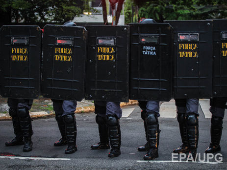 В тюрьме Бразилии в результате бунта были обезглавлены трое заключенных 