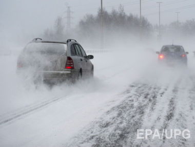 На дорогах Украины из-за непогоды за сутки погибли девять человек – полиция