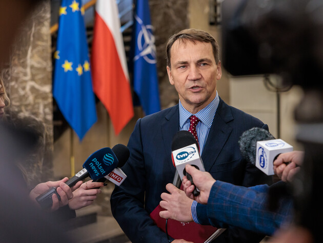 Кулеба провел разговор с новым главой МИД Польши и анонсировал его визит в Украину