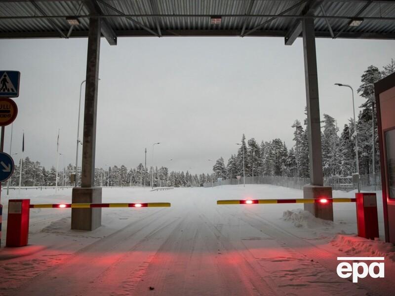 Финляндия снова закрыла все пункты пропуска на границе с РФ. Два КПП были открыты только один день
