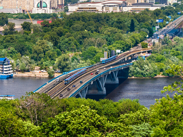 Директор киевского метро Брагинский: Мост Метро, действительно, находится в тяжелом состоянии и нуждается в ремонте. Но ничего критического там не происходит