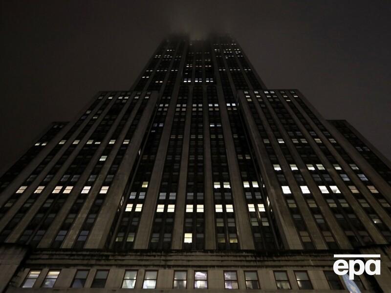 "Цвета поддержки". Empire State Building подсветили сине-желтым, чтобы напомнить миру о похищенных Россией украинских детях. Видео