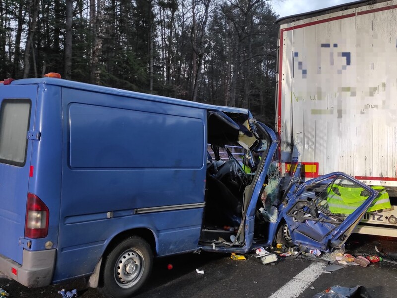 В Польше в ДТП попал микроавтобус с украинцами: один человек погиб, восемь ранены
