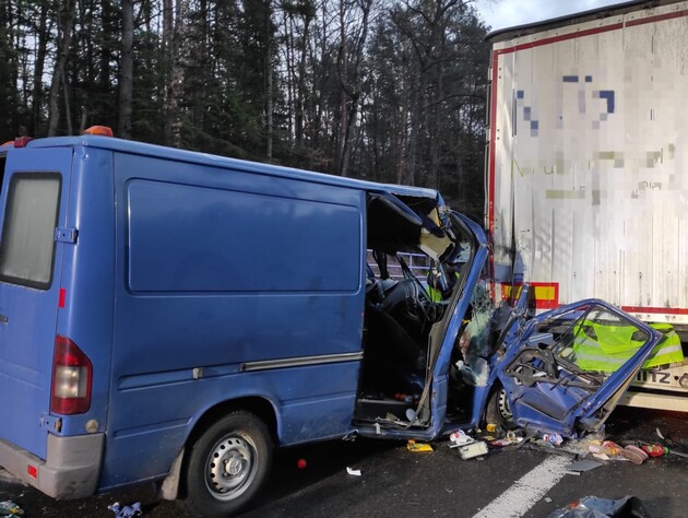 В Польше в ДТП попал микроавтобус с украинцами: один человек погиб, восемь ранены