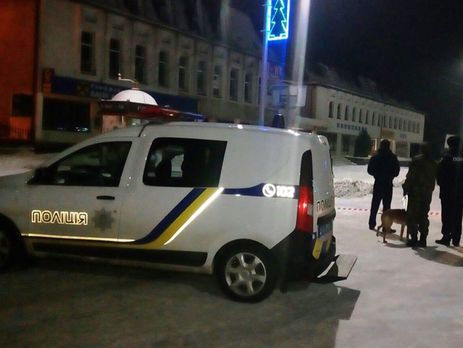 В центре Олевска неизвестные открыли стрельбу из пистолетов и винтовок – депутат Житомирского облсовета