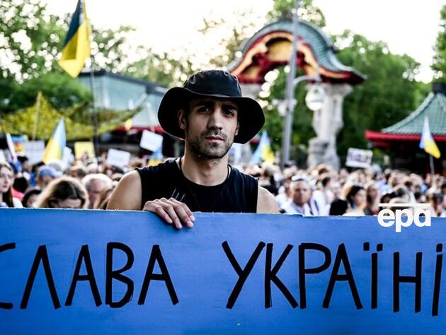 Українські чоловіки за кордоном у межах мобілізації мають проходити таку саму ідентифікацію, як і чоловіки в Україні – нардеп